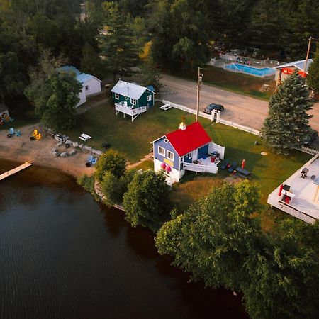 Greystone on Golden Lake Deacon Buitenkant foto