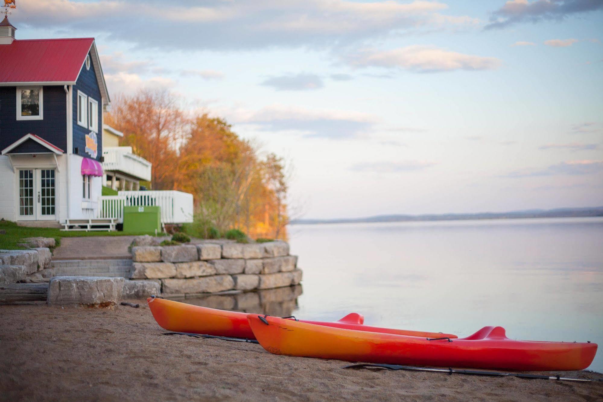 Greystone on Golden Lake Deacon Buitenkant foto